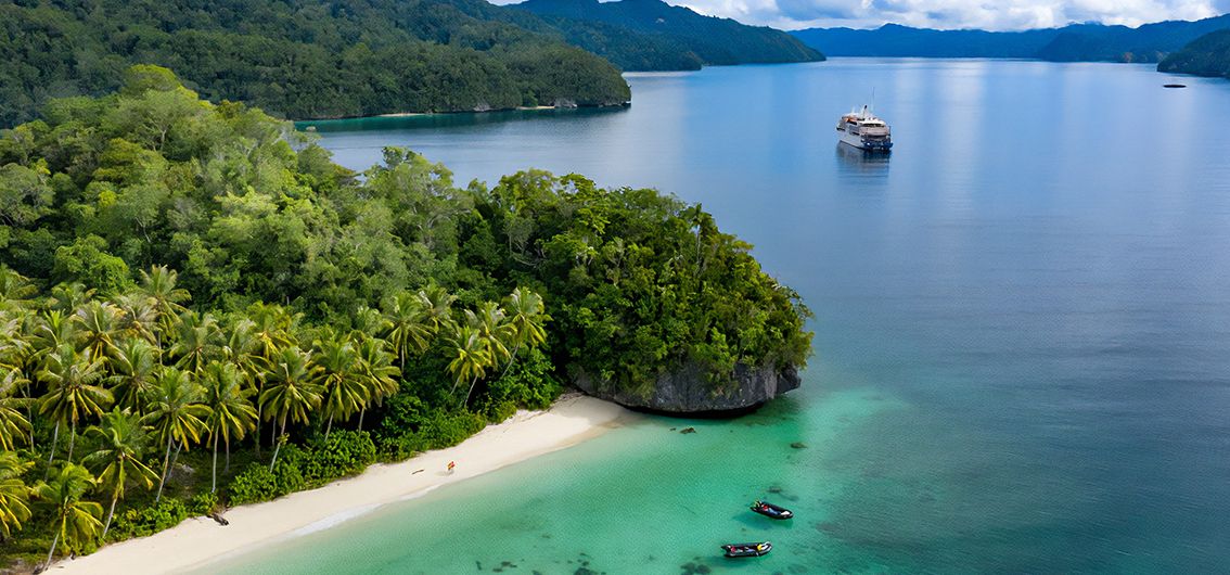 Exklusiver Expeditions-Charter der Coral Discoverer (2025)